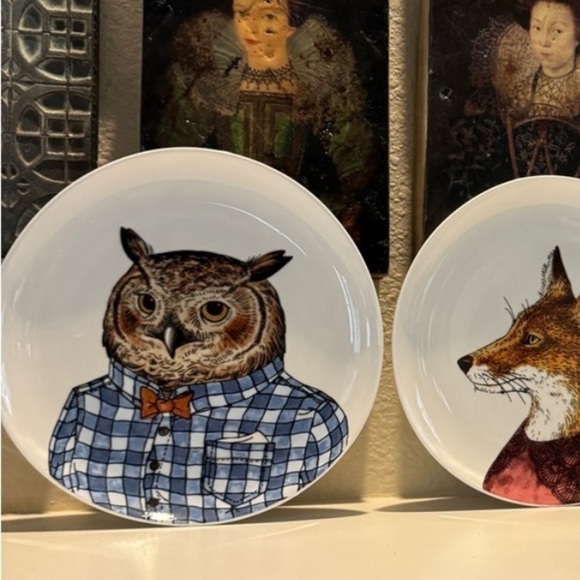 West Elm Rachel Kozlowski Dapper Animal
Plate Preppy Owl - Picture 3 of 4